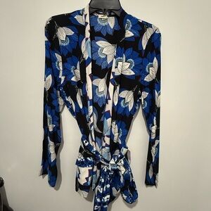 NWT Warm brand belted cardigan